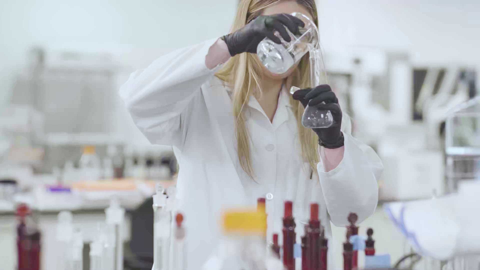 Amber Malloy working in a lab.